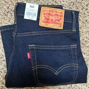 Levi’s 32x30 511 Slim Jeans (dark blue)